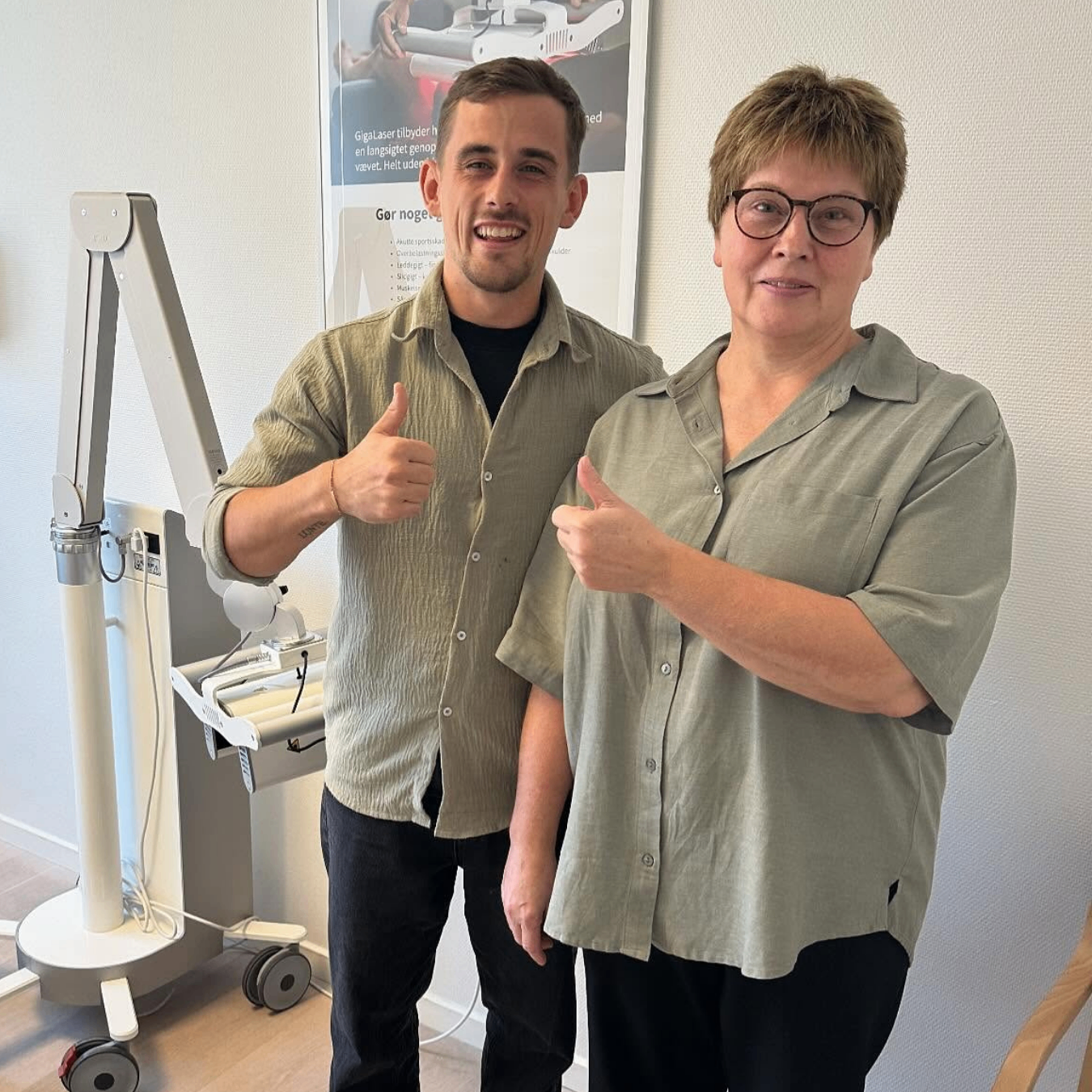 Lukas fra Jysk Digital sammen med Marianne fra Actera Klinik Herning