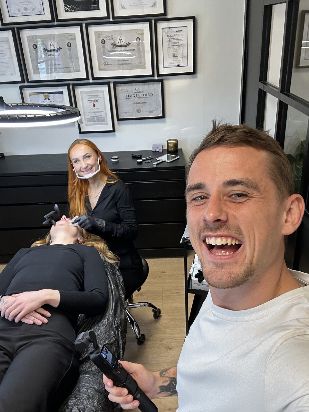 Lukas på besøg hos Sabine fra Shade Studio
